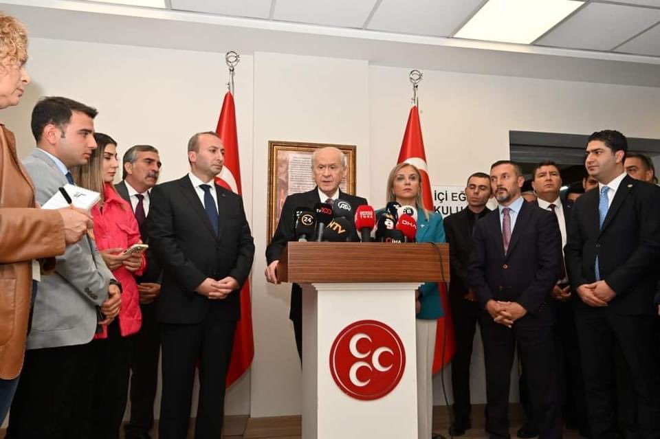 avmustafaesen's tweet image. Genel Başkanımız Sayın Devlet BAHÇELİ, Siyaset ve Liderlik Okulu’nun 18. Dönem Eğitim ve Öğretim Yılı Açılışını Gerçekleştirdi.