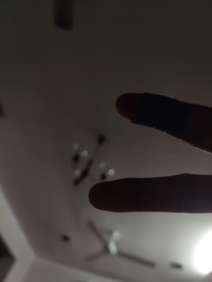 DownBadJP's tweet photo. When you were playing valo and was 2 games away from immo, but power goes out. 😢😢😢😢 https://t.co/j6CW4PTeqb