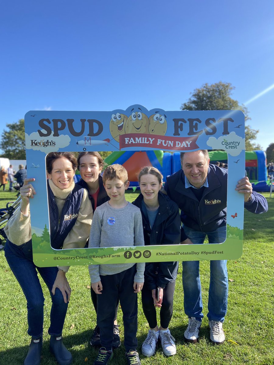 Keoghsfarm's tweet photo. Come join us at @newbridgehouse for Spud Fest today🎉🥔 We are here from 12-4pm ... #spudfest #nationalpotatoday @CountryCrest https://t.co/jc77jj8WIj