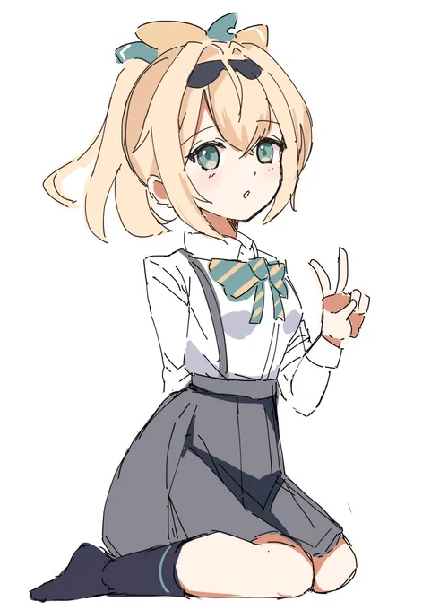 今描いてる制服いろはちゃんのラフぅ 