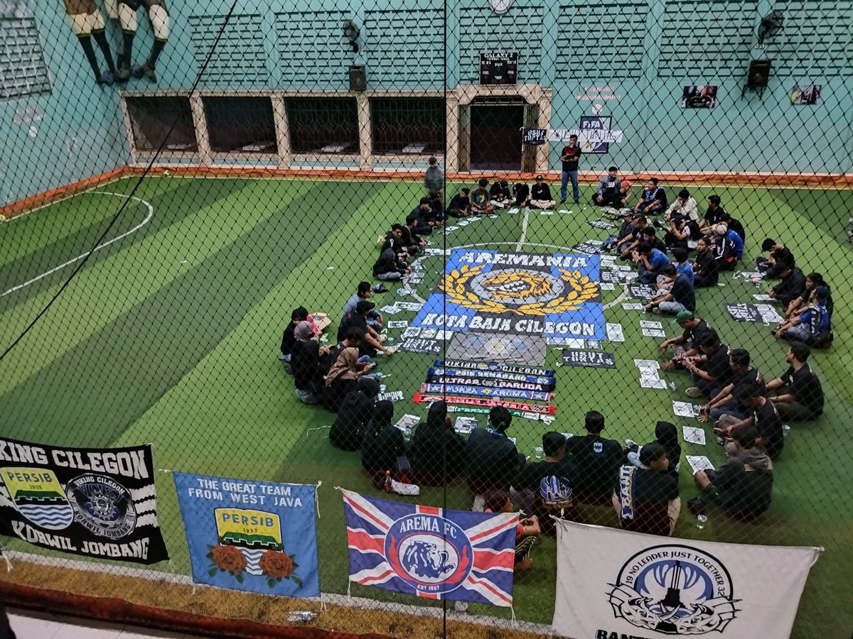 Dari kami untuk Kanjuruhan🥀