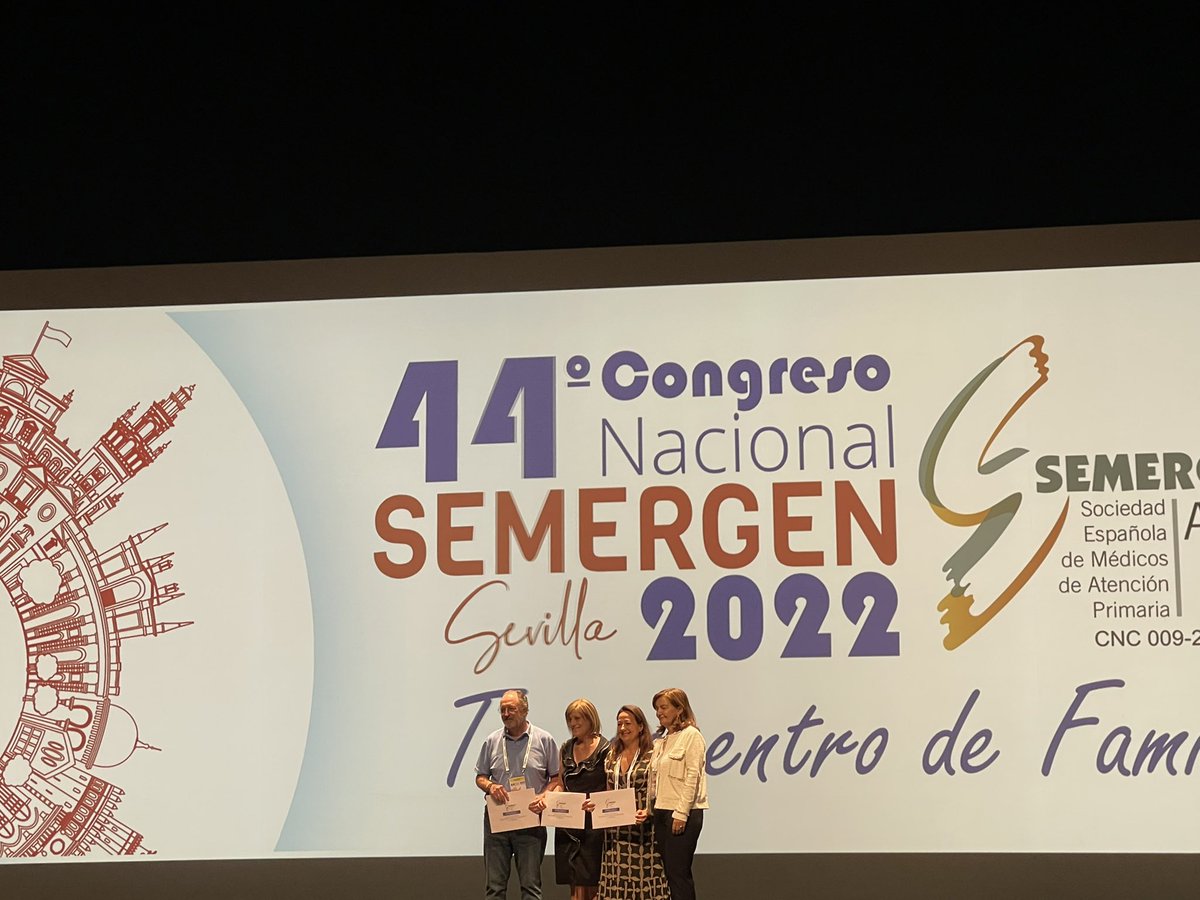 Enhorabuena a nuestro compañero del @SemergenGTDM el Dr. @JOSEMANUELCOMA1 por el premio en #SEMERGEN22 Variables sociodemográficas y clínicas asociadas a sospecha de maltrato a personas mayores no institucionalizados. Estudio PRESENCIA. Resultados definitivos @SEMERGENap