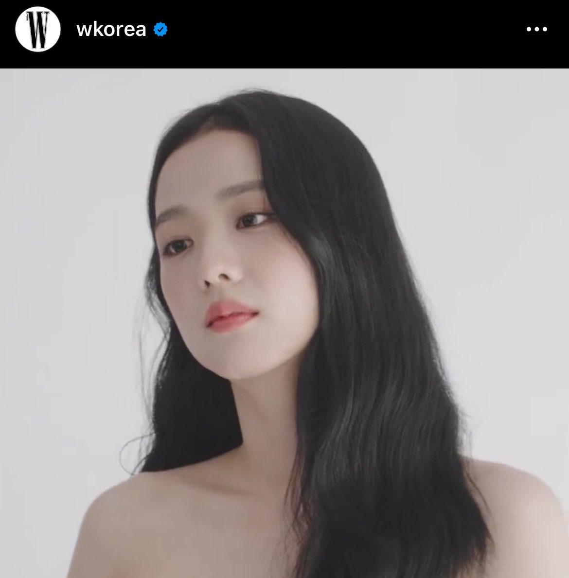 WorldwideJisoo's tweet photo. WKorea instagram update with JISOO #DiorSS23 reel.

📌https://t.co/lJ4xXsYgXy

#블랙핑크 #지수 #BLACKPINK #JISOO https://t.co/vm7TK7Ae1n