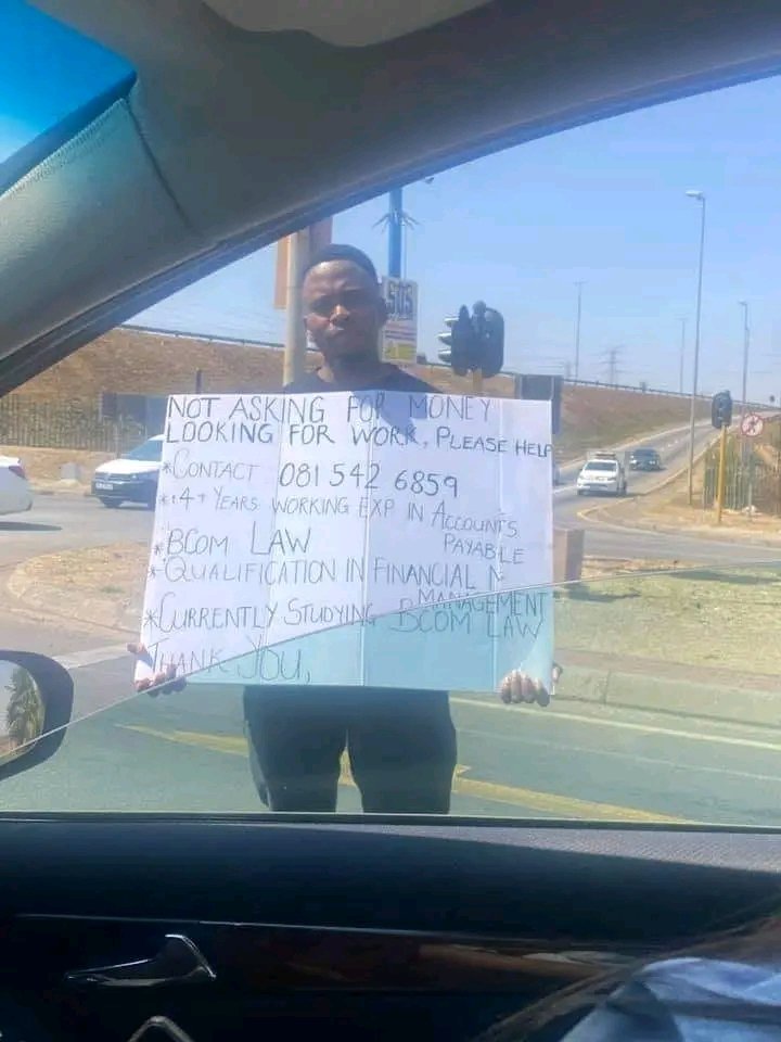 Kindly Retweet His employer could be on your Timeline Eastgate Shopping Centre #FillUpMmabathoStadium Uncle Waffles Rob Hersov Lebogang Maile Panyaza Lesufi #podcastandchillwithmacg Julius Malema Nota Zahara Zweli Mkhize Zuma #mrpricehome Kelvin Momo Gavin Hunt