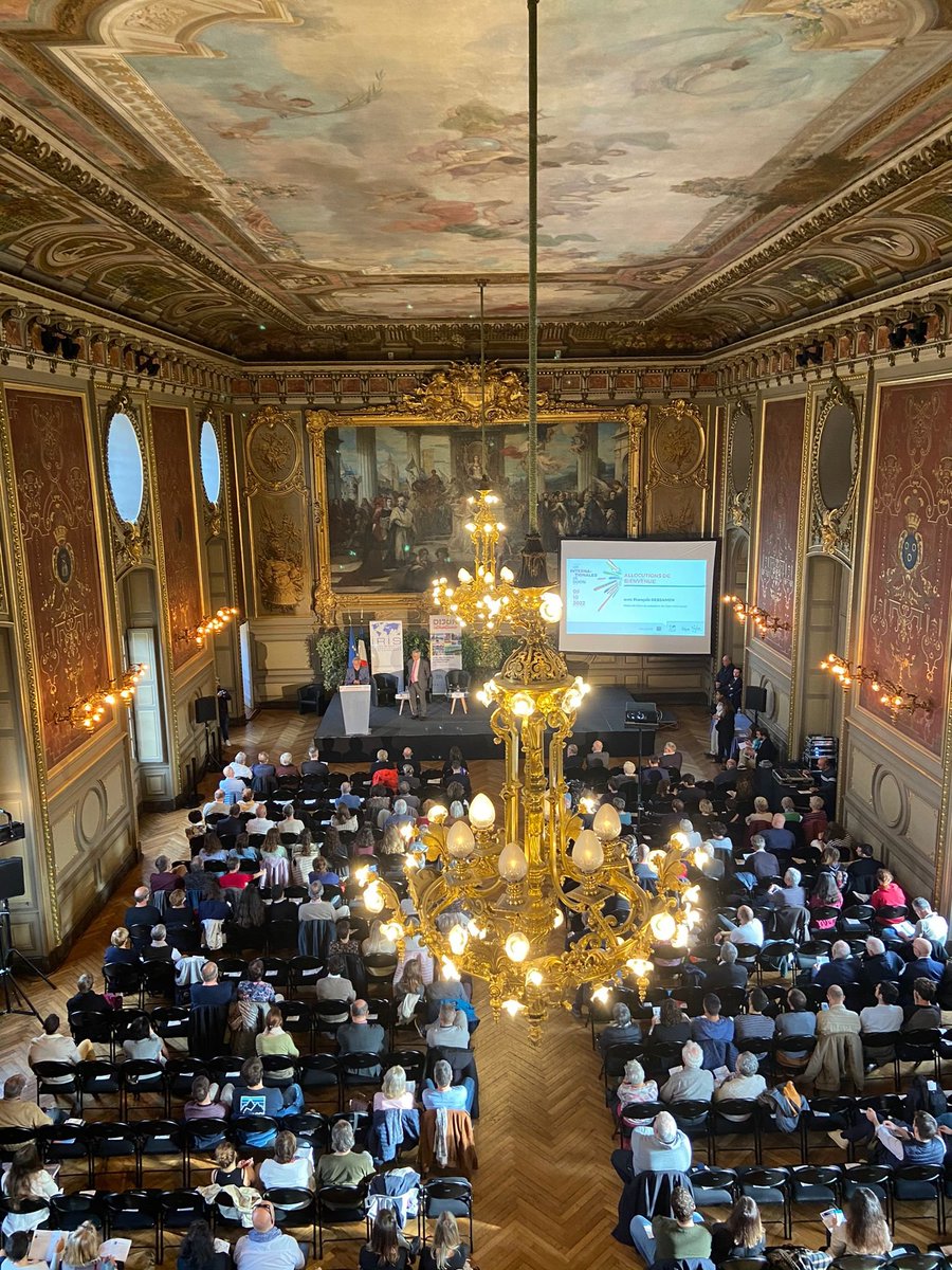 InstitutIRIS's tweet photo. 🌍💬 Lancement des #internationales de #Dijon avec les allocutions de bienvenue de @frebsamen @dijon @DijonMetropole_  et @PascalBoniface @InstitutIRIS  ⤵️ https://t.co/w7xcoZtg4O