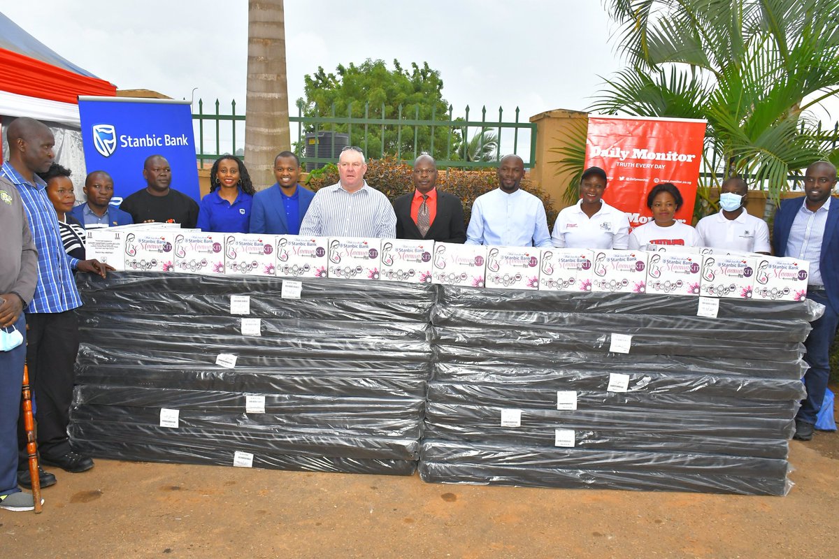 DailyMonitor's tweet photo. PHOTO: Stanbic Bank and Daily Monitor have donated 500 mama kits and atleast 20 mattresses to Kisugu Health Center III in extended #MonitorAt30 celebrations in Kampala during the #CustomerServiceWeek2022 https://t.co/2Ebe5tqlKo