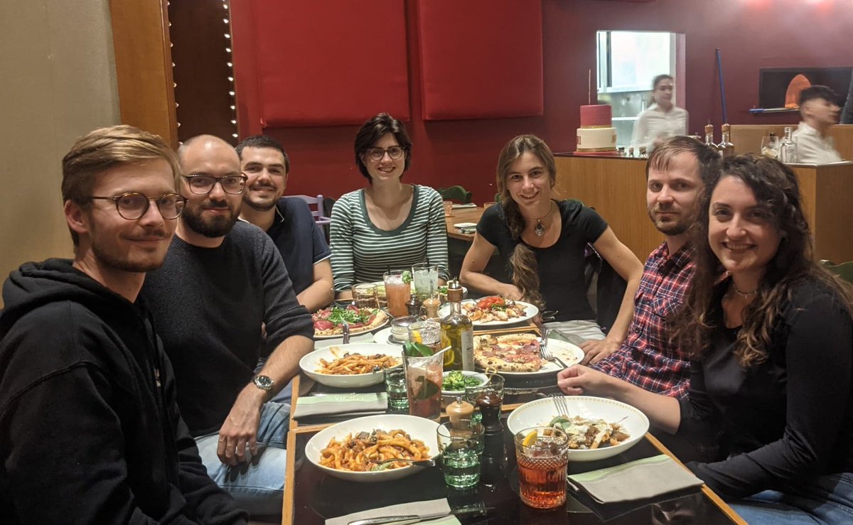 Dal Co Lab (@dalco_lab) on Twitter photo Last week was a bit special for the lab! We had to celebrate 🎉🥳
✅ 1-year anniversary of the <a href="/DalCo_Lab/">Dal Co Lab</a>
✅ Big grant won by <a href="/Alma_DalCo/">Alma Dal Co</a>
Looking forward for more fun and great science in this second year!!🦠🔬😁 Last week was a bit special for the lab! We had to celebrate 🎉🥳
✅ 1-year anniversary of the <a href="/DalCo_Lab/">Dal Co Lab</a>
✅ Big grant won by <a href="/Alma_DalCo/">Alma Dal Co</a>
Looking forward for more fun and great science in this second year!!🦠🔬😁