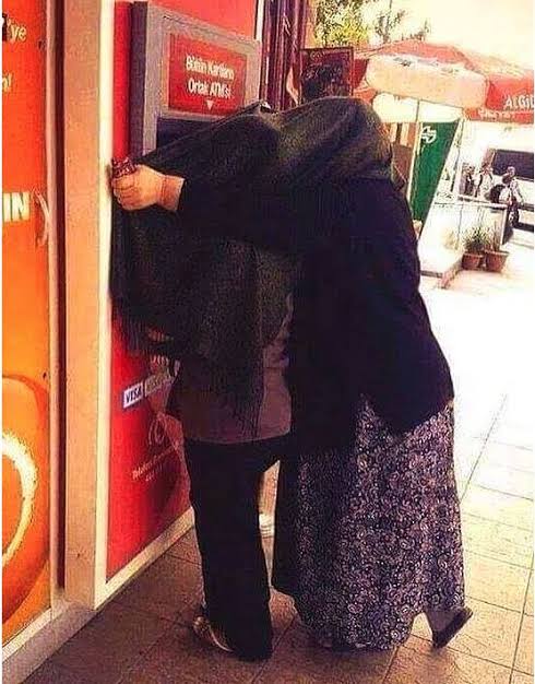 #Akbank müşterilerinin güvenliğini sağlamaya çalışıyordur!