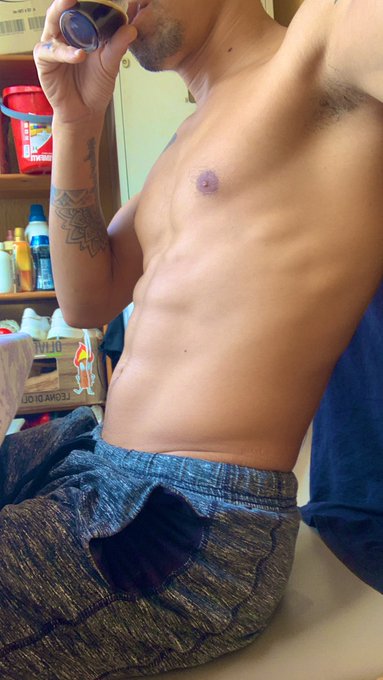 WEEKEND? ? #malochico #onlyfanspromo #onlyfans #gay #onlyfansgay #onlyfansfree https://t.co/EDZ5ICm3