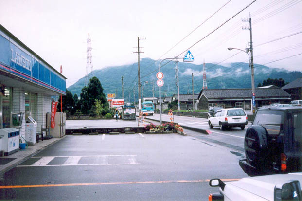 ちょっと昔の日本の景色bot on Twitter