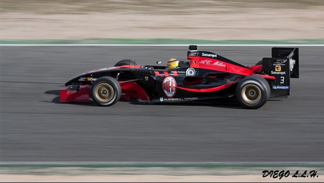 Fra55oni's tweet photo. ⚽ Dopo #Costacurta e prima di #Robinho, il #Milan ha "corso" in #SuperleagueFormula nel 2009 con #GiorgioPantano #Panoz #DP09 #V12Menard! 🏁 

@UnracedF1 @MatteoLandi10 @elledinicola @acmilan

#MotorphoneTV 👇🏻

https://t.co/vULi963ADJ https://t.co/J8R0TOn63T
