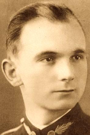 Un ingénieur FTP. Qui use de sa science pour saboter l'industrie. Pris 3 fois en 1940, il s'était évadé 3 fois. Et de 4 en avril 1944 quand l'ennemi vient chez lui. Acculé le 6 juillet, Max Garel tente le suicide pour fuir le monstre Barbie. Il mourra sous la torture. 31 ans.