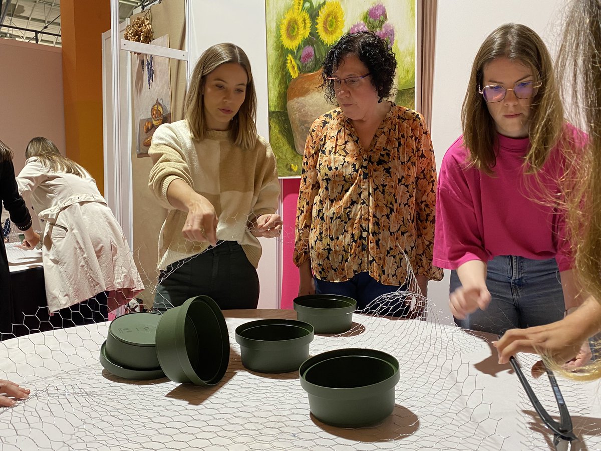 NUEVO FUTURO tweet media