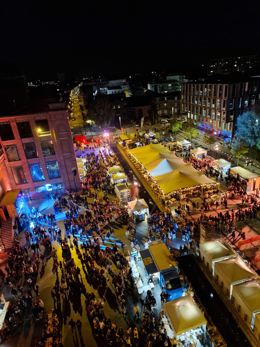#LillestreetfoodFestival 

Déjà + de 10 000 festivaliers en 2 jours à <a href="/euratechnologie/">EuraTechnologies</a> !

MERCI à vous et 👏aux partenaires @MEL_Lille <a href="/lillefrance/">Ville de Lille</a> <a href="/hautsdefrance/">Région Hauts-de-France</a> <a href="/departement59/">Département du Nord</a> @CCIGrandLille <a href="/Gaston_Berger/">Lycée Gaston Berger</a> <a href="/EFAP_/">EFAP</a> @fbleunord <a href="/BFMGrandLille/">BFM Grand Lille</a> <a href="/CMA_HdF/">CMA Hauts-de-France</a>
<a href="/ilevia_actu/">ilévia</a>
📸 <a href="/laurent_jvy/">Laurent Javoy | Photographe & Streamer 📸</a>