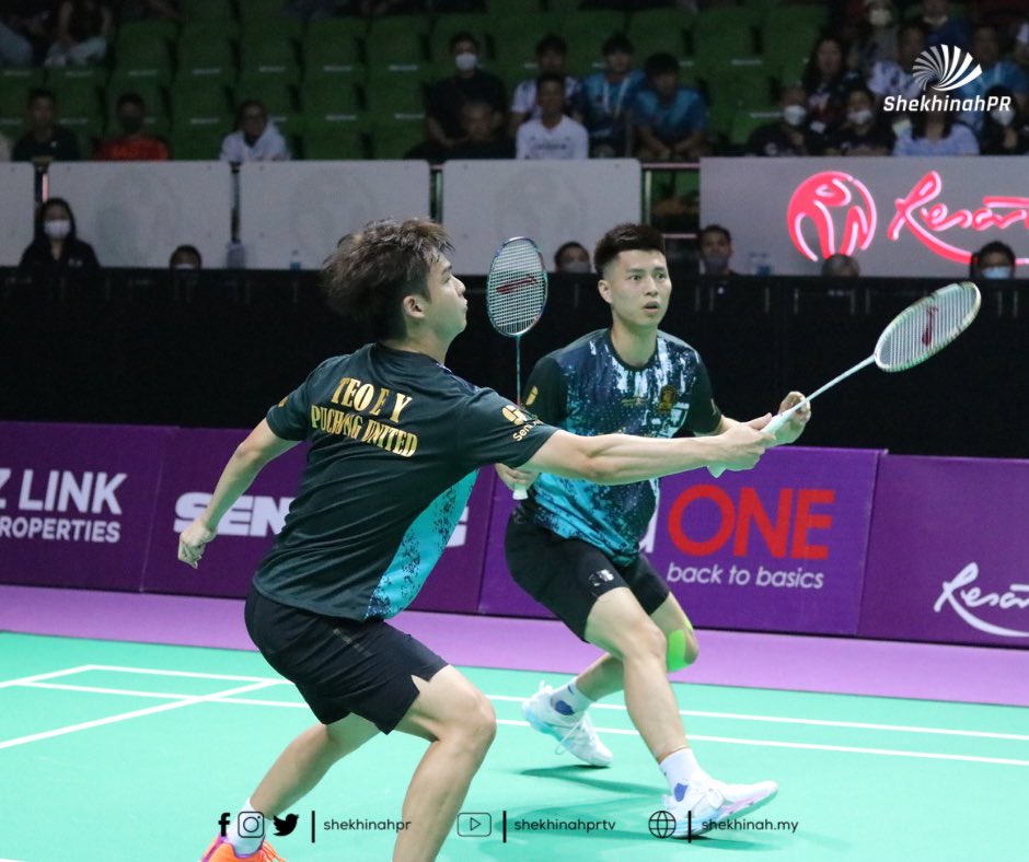 shekhinahpr's tweet photo. RESULTS: #SRPLP Semi-final
Ampang Jaya BC 6-5 Puchong United BC
#AJBC Moh Reza Pahlevi Isfahani/Sabar Karyaman Gutama vs PUBC Ong Yew Sin/Teo Eee Yi
11-9 11-4 11-7
#SENHENGredONEPurpleLeagueProfesional
#PurpleLeague
#BadmintonMalaysia
#ShekhinahPR
#HardworkBeatsTalent https://t.co/rDpVazlkbB