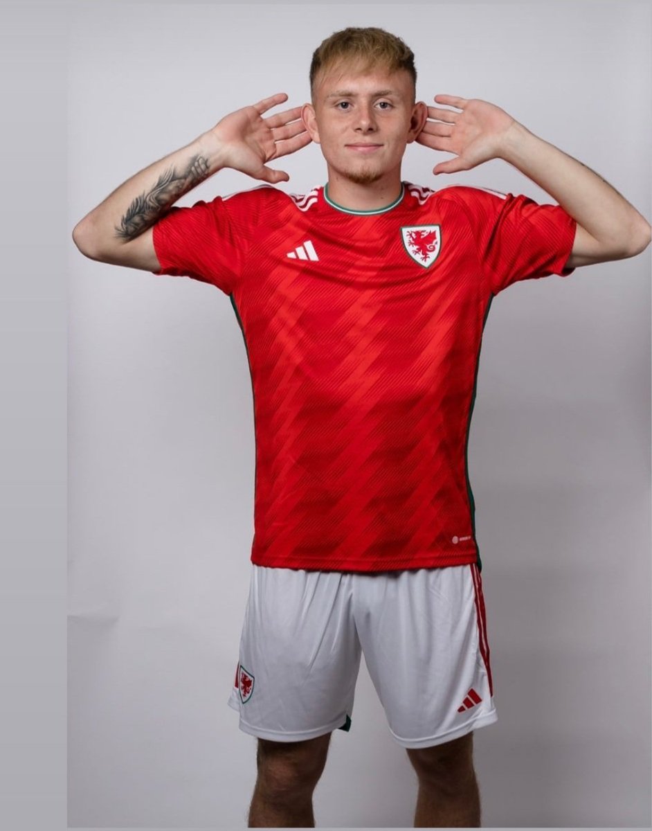 Welshwonderkids's tweet photo. Wales Under 21 International 
@_jtaylor02_ 🏴󠁧󠁢󠁷󠁬󠁳󠁿🏴󠁧󠁢󠁷󠁬󠁳󠁿🏴󠁧󠁢󠁷󠁬󠁳󠁿 https://t.co/Pgb48L8S5V