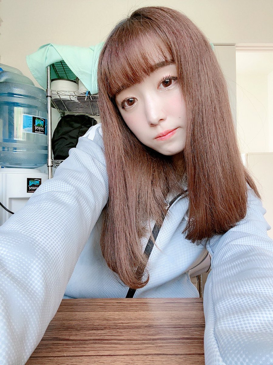 mahiro_tss_'s tweet photo. ぷぷぷ4枚目変な顔〜😜😜😜

この間の西コース出番だった時いっぱい写真撮ったのに載せそびれてた🥲

#TanSanSui #たんさん #アイドル
#仙台アイドル #被写体モデル #撮影会モデル #レースクイーン #sugo #sugoレースクイーン #sugorq https://t.co/hZ2UrvxtCB