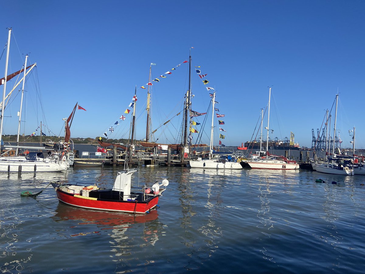 Juliette Heppell (@julietteheppell) on Twitter photo Harwich looking beautiful this morning ready for the sea shanty festival and <a href="/timeandtidebell/">timeandtidebells</a> launch. See you soon <a href="/libbyscarfe/">libby scarfe</a> Harwich looking beautiful this morning ready for the sea shanty festival and <a href="/timeandtidebell/">timeandtidebells</a> launch. See you soon <a href="/libbyscarfe/">libby scarfe</a>