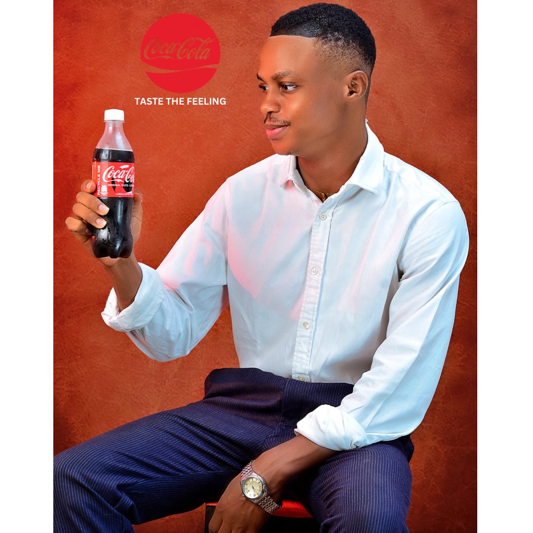 Ejirogiftpraise's tweet photo. Coca-Cola 

It’s beyond the taste,it’s beyond the designs and logo,it’s beyond the bottle. It’s also beyond the colour and quantity. It’s more about the feeling it gives. It’s more about the bond it gives. Get one today and taste the feeling #cocacolacreations #CocaCola https://t.co/sUU1uMvCtL