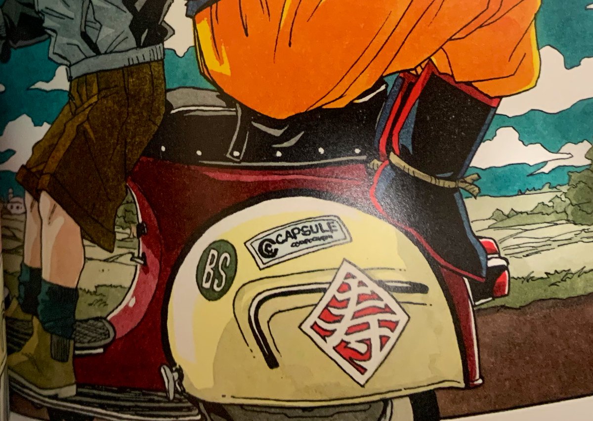 ハンカブくんに自作ステッカー貼り付けその2！
大好きなイラストの悟飯のスクーターとお揃い！！