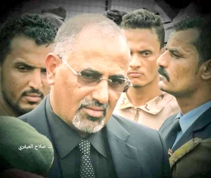 badrBmBh's tweet photo. يا فارساً عرشَ العُلا تتربَّعُ
 صُمُّ الجبالِ أمامَ عزمِكَ تَركعُ
 أذللْتَ حُبَّاً للحياةِ و نزعةً
 وَهَببْتَ طوعاً عنْ دِيارك تَدْفعُ
 ظَمِئَتْ جراحُك للعُلا فسَقَيْتَها
 نبلاً ومَجْداً بالشَّهادَةِ يُتْرَعُ
 وَسَعَيْتَ للأَمجادِ تَطْرُقُ بابَها
 بابُ الشَّهادةِ خير بابٍ يُقْرَع https://t.co/CAc5pdqeSC