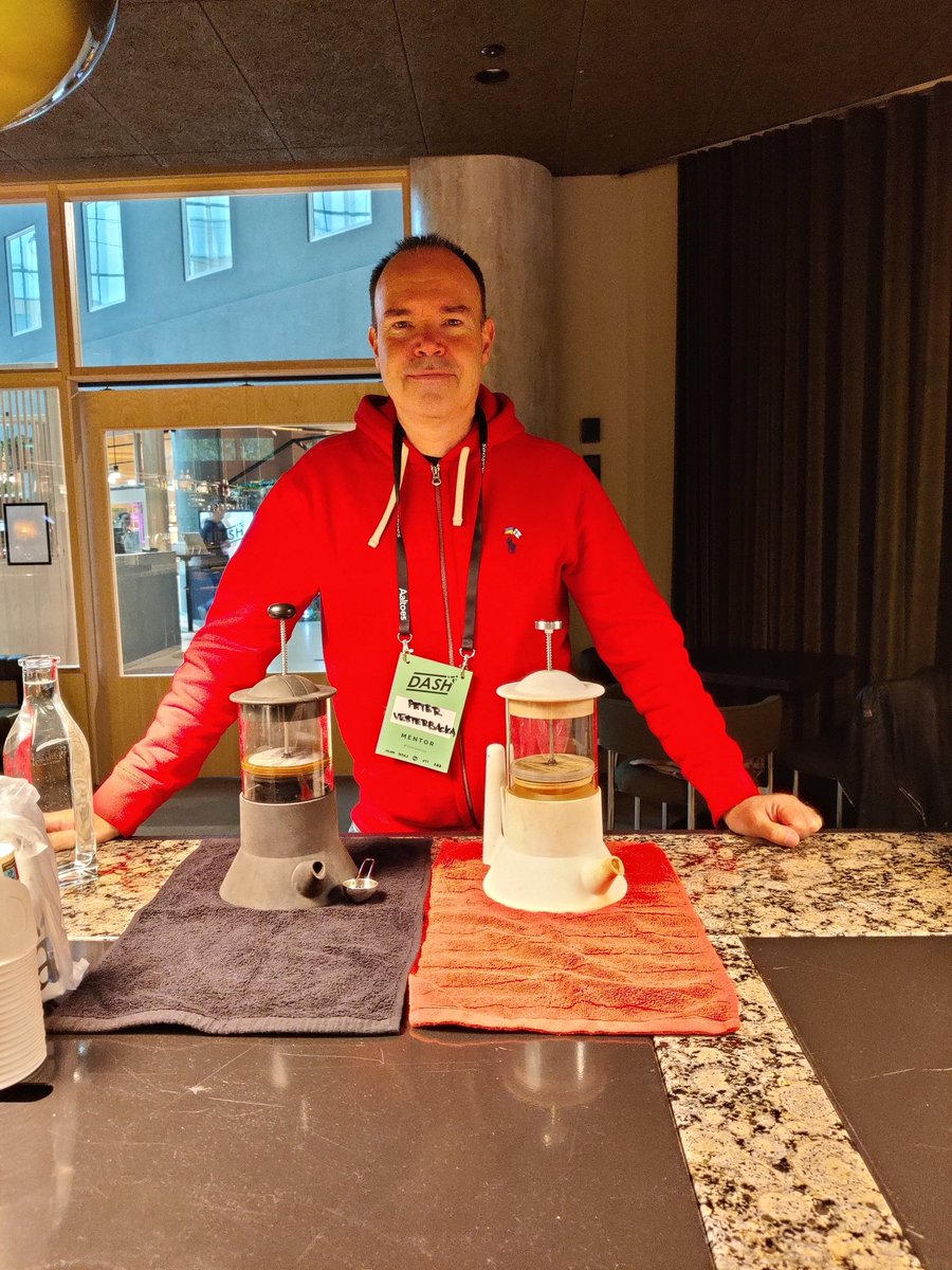 Valtonenk's tweet photo. Cool coffee machine design innovation from Finland #DashHack2022 @pvesterbacka bravely tasting the results! #Finestbayarea https://t.co/Z0a914ai24