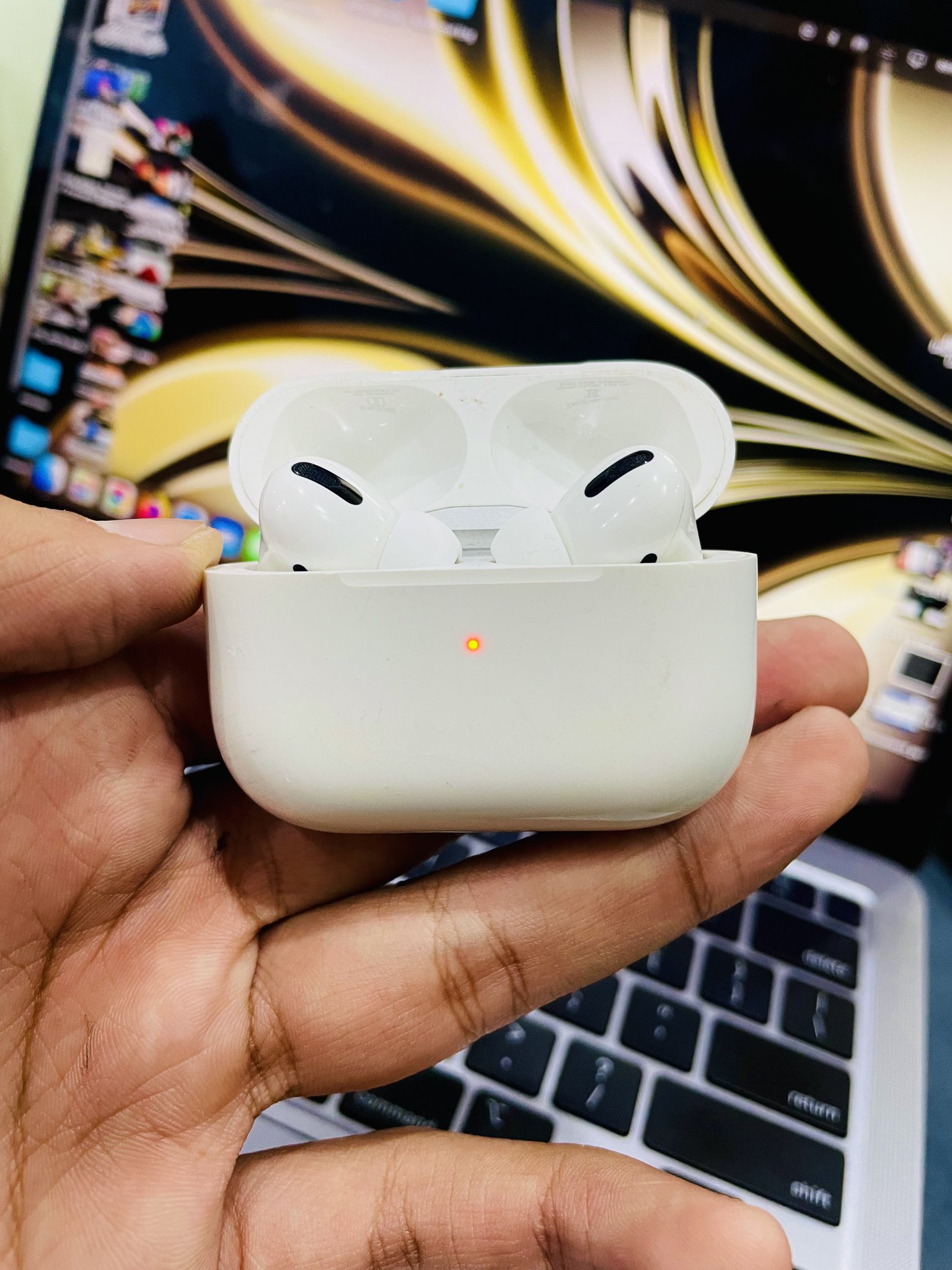 Tech Hyped on Twitter "Question to the Original AirPods Pro Users