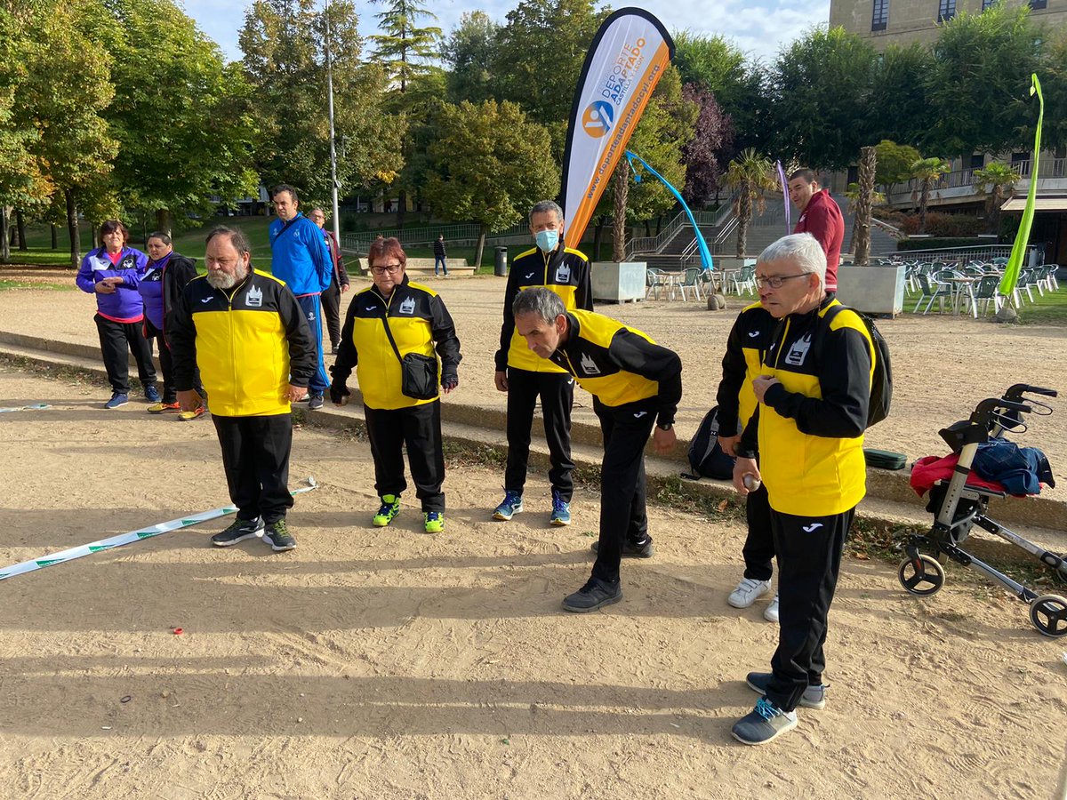 Hoy estamos participando en el XII Campeonato Regional de #Petanca organizado por <a href="/fedeacyl/">Deporte Adaptado CyL</a> en Huertas del Obispo #Palencia 

<a href="/PlenaCyL/">Plena inclusion CyL</a> <a href="/jcyl/">Junta de Castilla y León</a> <a href="/PMDPalencia/">PMDPalencia</a> 

#SomosDeporteAdaptado #Deporteparatodxs