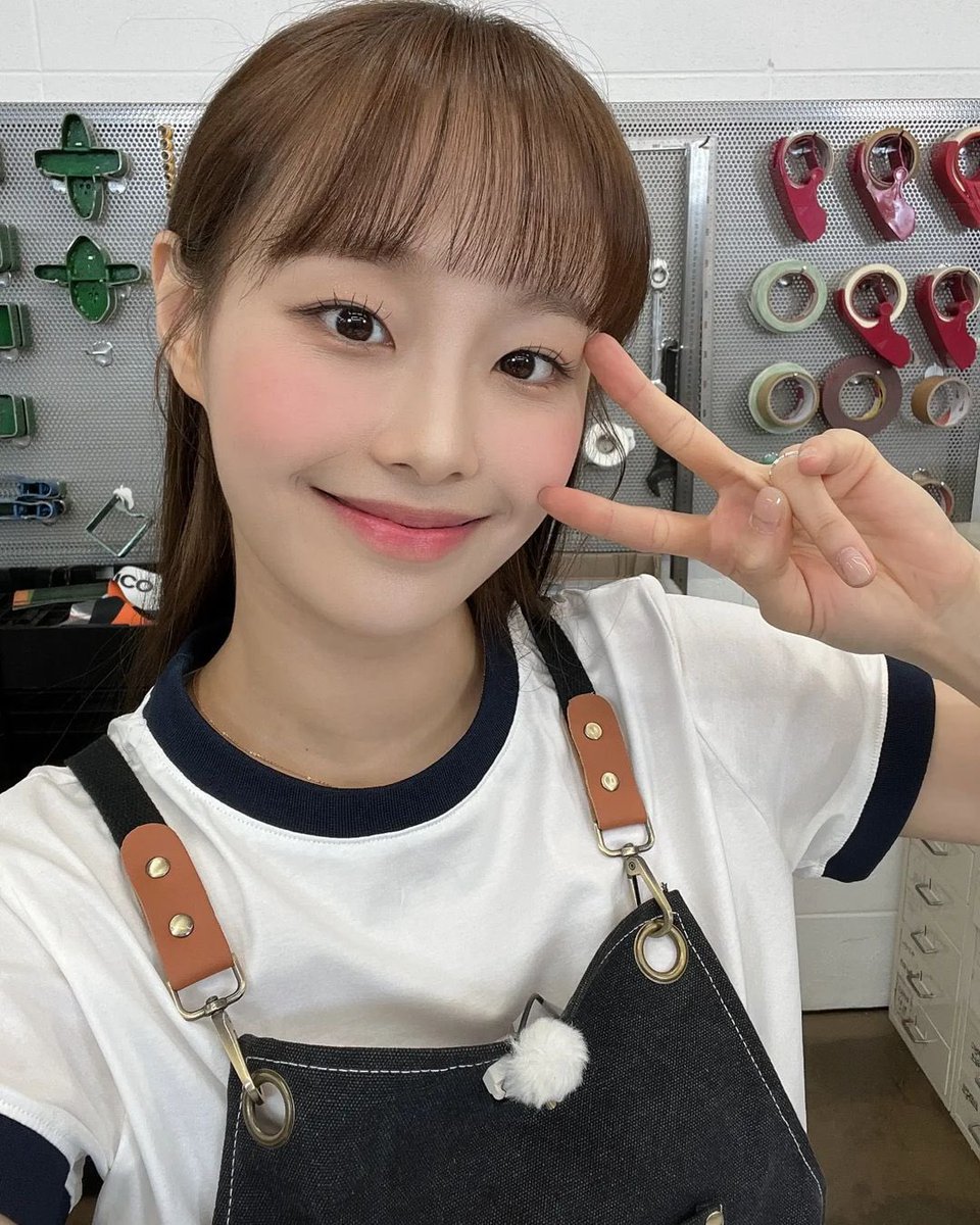 chuu! tweet media
