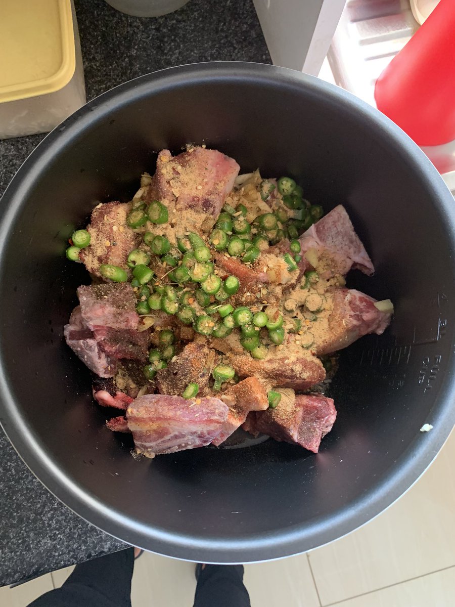 lentokozo's tweet photo. I cook for fun #meatybones ππππ https://t.co/R6q9odAIDu