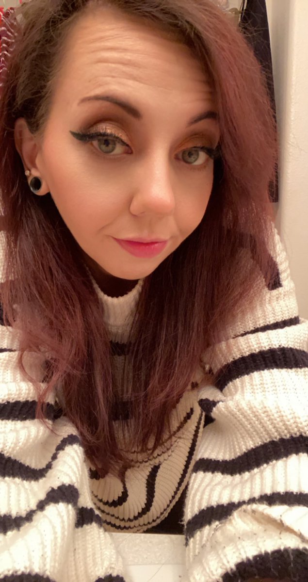 MissSpoopy's tweet photo. Feelin cute… https://t.co/LInxMmwYs3