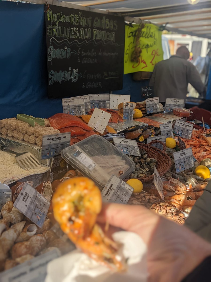 Beau weekend sur vos #marché préférés 🌟
L'appli des marchés connectés
saveurmarche.com
#Artisans , producteurs, créateurs , commerçants, vous attendent avec de précieux conseils, des sourires et une certaine dose de bonne humeur 😎

<a href="/cmahautdefrance/">crmahautsdefrance</a> <a href="/Marchesdegros/">FMGF</a> #marché