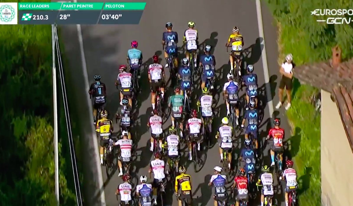 cicco_fr's tweet photo. Déjà placé à l'avant 👀
#CiccoTime #iLombardia https://t.co/SeEnPWky8b