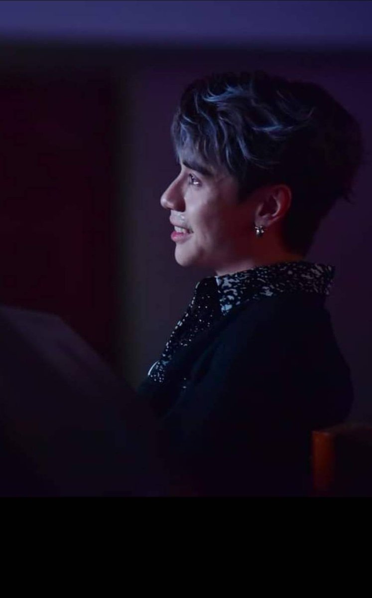 MuzikMDAlways's tweet photo. น้ำตาแห่งความสุขของกวางน้อยรักนะหุ่งรักมากด้วย🥰🥰🥰
#BirthdayParty25thxMD
#MDConcert #Muzik
#TheJourneyOfMemories 
#QuangHungMasterD #การเดินทางของความทรงจำ https://t.co/yvVoCblm7h
