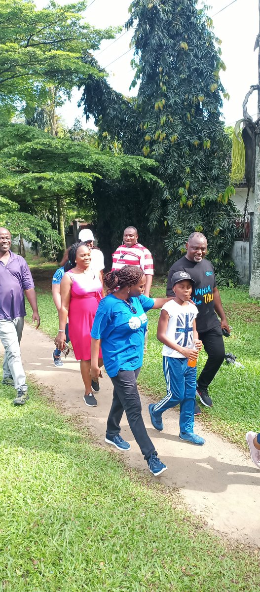 UniqueRivers's tweet photo. @WHOnigeria walking to fitness in Rivers state. 5.2km walk accomplished by team members.@CWarigon @executive_ssz @BEzekwe @rivers_phcmb @RSPHCMB @Fmohnigeria @937RhythmFm https://t.co/Wvs45lblHV