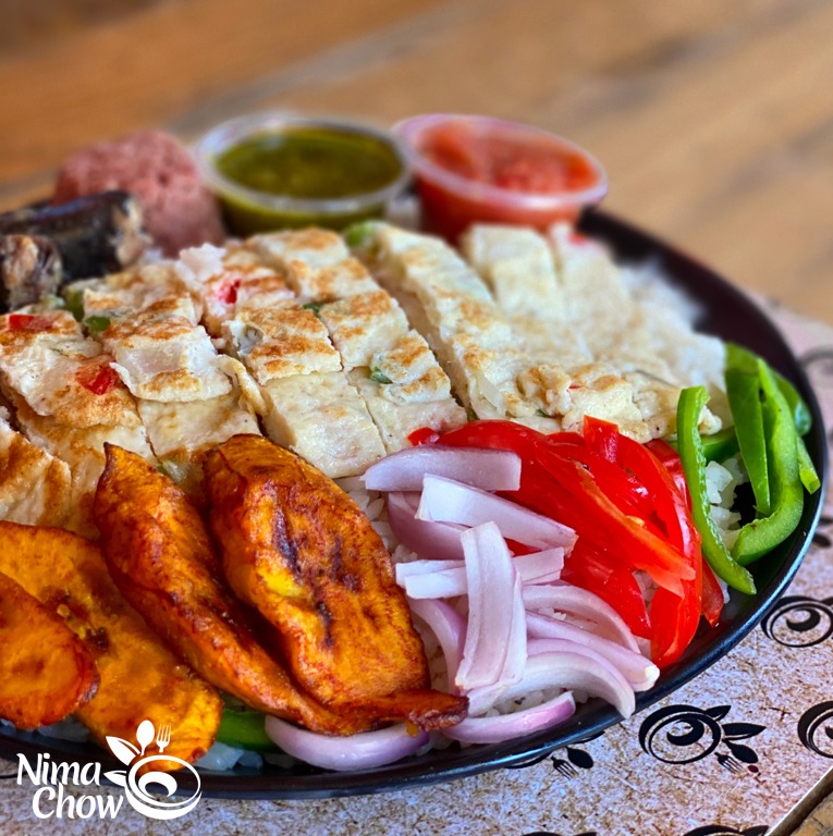 NimachowG's tweet photo. Just because every Saturday deserves
Angwamo!
Hot one one Angwamo
Hiding under hot omelette
Hot sweet plantain
Sardine, corned beef &amp; sausage too
And fire dey shito to spoil the whole show! 
Oh boy! 

Call us! 

The Nima Chow Team 
8 till late! https://t.co/votOipSQOb
