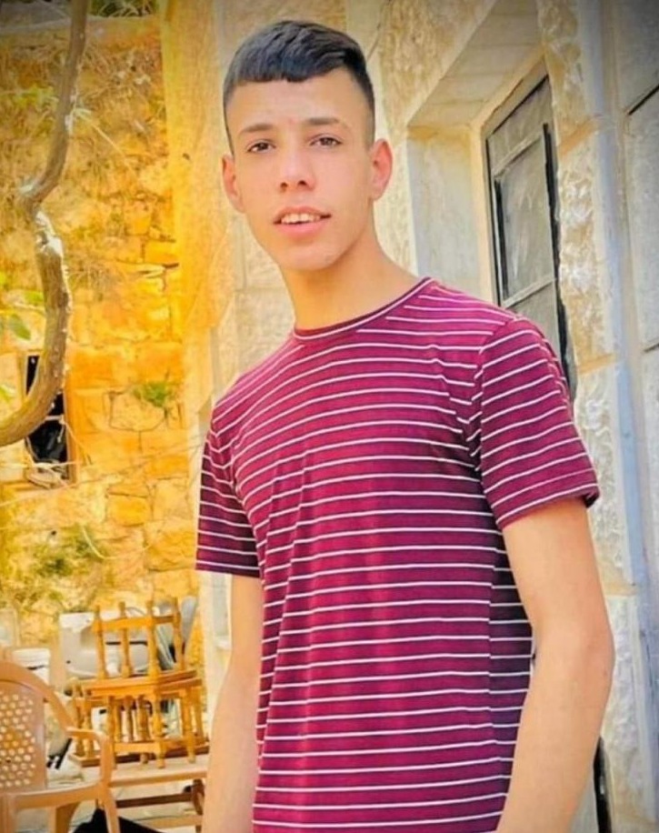 BotengaM's tweet photo. Hier les forces israéliennes ont à nouveau tué deux enfants palestiniens : 
Mahdi, 17 ans, près de Ramallah, &amp;
Adel, 14 ans, près du Mur de séparation, à Qalqilya. 
Qu'attend l'Union européenne pour condamner et demander des comptes à Israël, pays associé de l'UE?
#Palestine https://t.co/8U7AbDuUpz