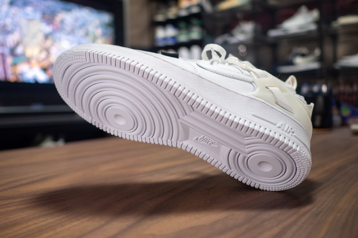 grigioalloy's tweet photo. - 今日のズック / TODAY'S KICKS -
「UNDERCOVER × Nike Air Force 1 Low "White" / "Black"」
欲しかった「Grey Fog」は完��だったので白と黒の2足を衝動買い。
トホホ…。
STYLE CODE : DQ7558-002 / DQ7558-101
#NIKE #AIRFORCE1 #AF1 #AF1LOW #UNDERCOVER #REVADERCHI #GTX #GORETEX #SNKRS https://t.co/q9ogUu99AK