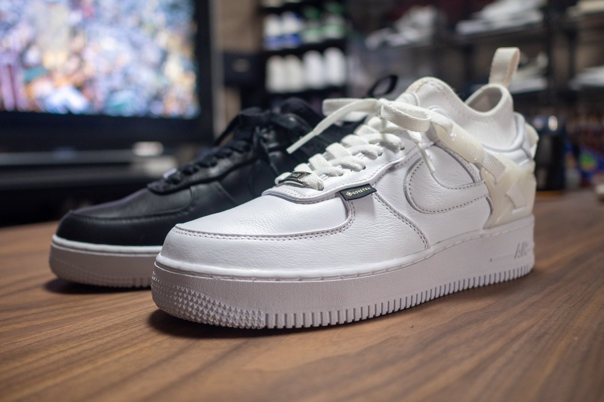 grigioalloy's tweet photo. - 今日のズック / TODAY'S KICKS -
「UNDERCOVER × Nike Air Force 1 Low "White" / "Black"」
欲しかった「Grey Fog」は完��だったので白と黒の2足を衝動買い。
トホホ…。
STYLE CODE : DQ7558-002 / DQ7558-101
#NIKE #AIRFORCE1 #AF1 #AF1LOW #UNDERCOVER #REVADERCHI #GTX #GORETEX #SNKRS https://t.co/q9ogUu99AK