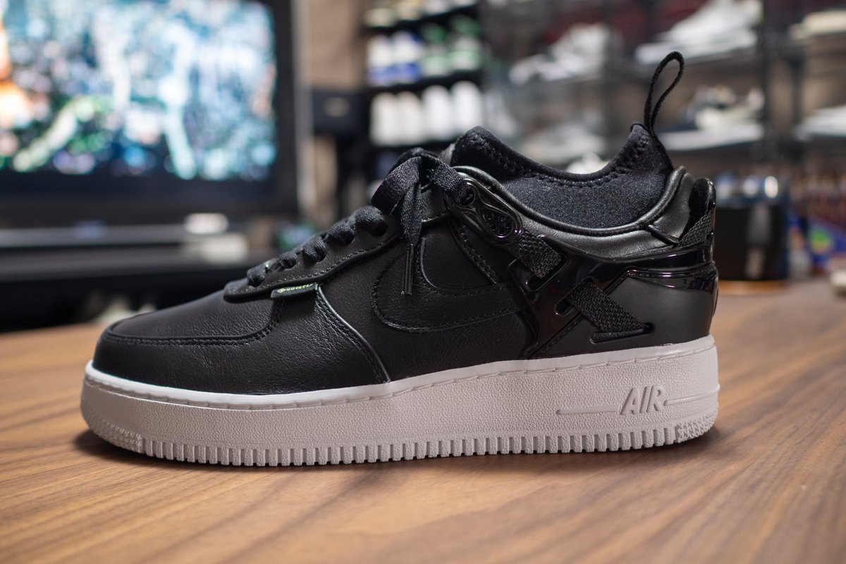 grigioalloy's tweet photo. - 今日のズック / TODAY'S KICKS -
「UNDERCOVER × Nike Air Force 1 Low "White" / "Black"」
欲しかった「Grey Fog」は完��だったので白と黒の2足を衝動買い。
トホホ…。
STYLE CODE : DQ7558-002 / DQ7558-101
#NIKE #AIRFORCE1 #AF1 #AF1LOW #UNDERCOVER #REVADERCHI #GTX #GORETEX #SNKRS https://t.co/q9ogUu99AK
