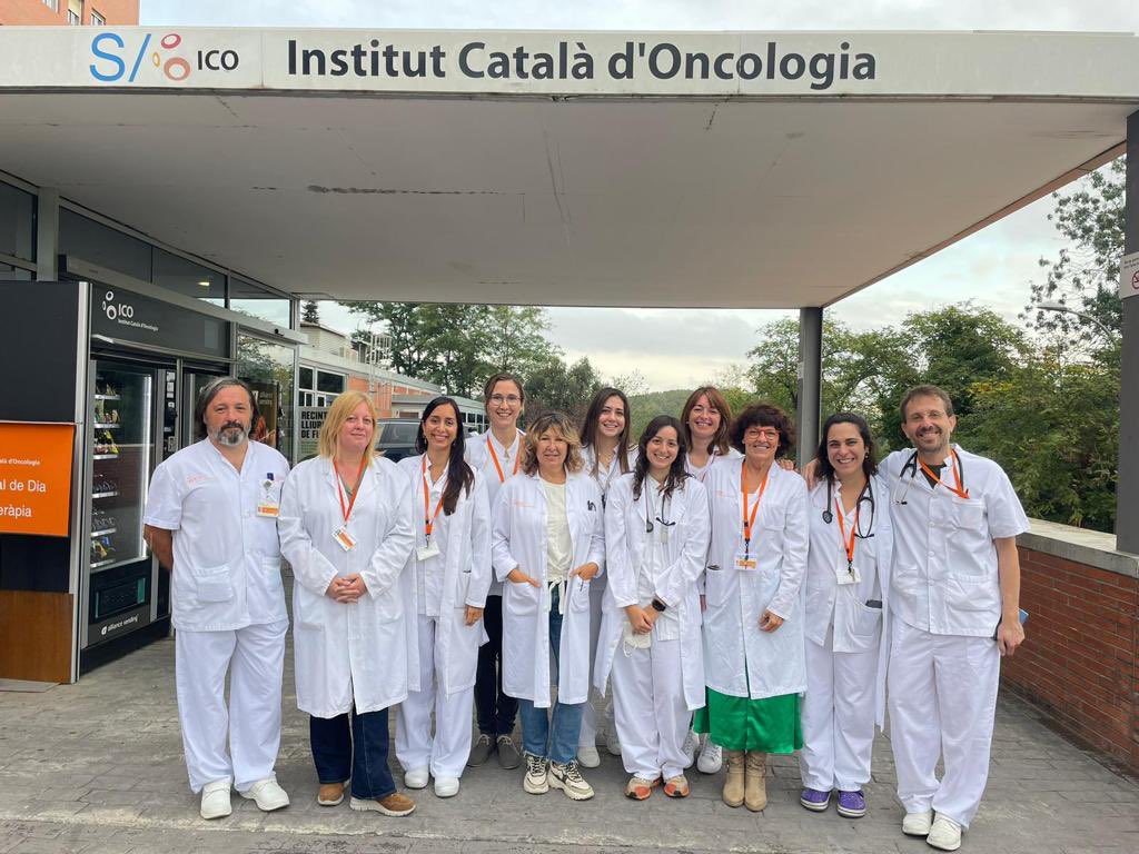 “Treballant a diari per una Mirada Única”: PsicoOncologia, Treball Social Sanitari i l’Equip de Suport i Cures Palliatives <a href="/ICO_oncologia/">Institut Català d'Oncologia</a> Una Pressa de Decisions Integradora que ens apropa a tots els Professionals. Som-hi!!! <a href="/SCBCPal/">Cures Pal·liatives - SCBCP</a> <a href="/OncoGir/">Oncologia Mèdica, ICO Girona - Hospital Trueta</a> #diamundialdecurespalliatives