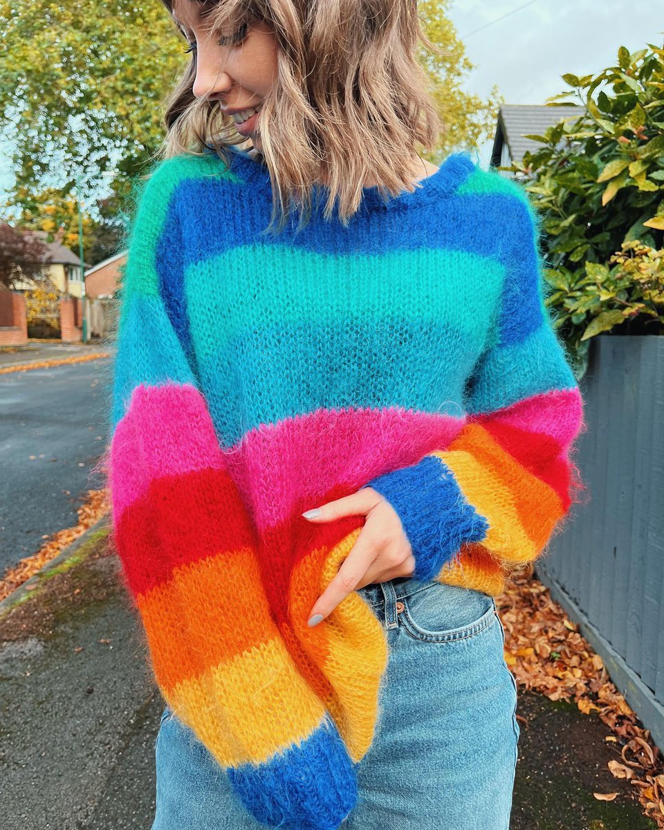slushvintage's tweet photo. Happy Saturday 🌈 🍂  https://t.co/JQGI1lUzBh 
#slush #slushvintage https://t.co/IH8ceTkgft