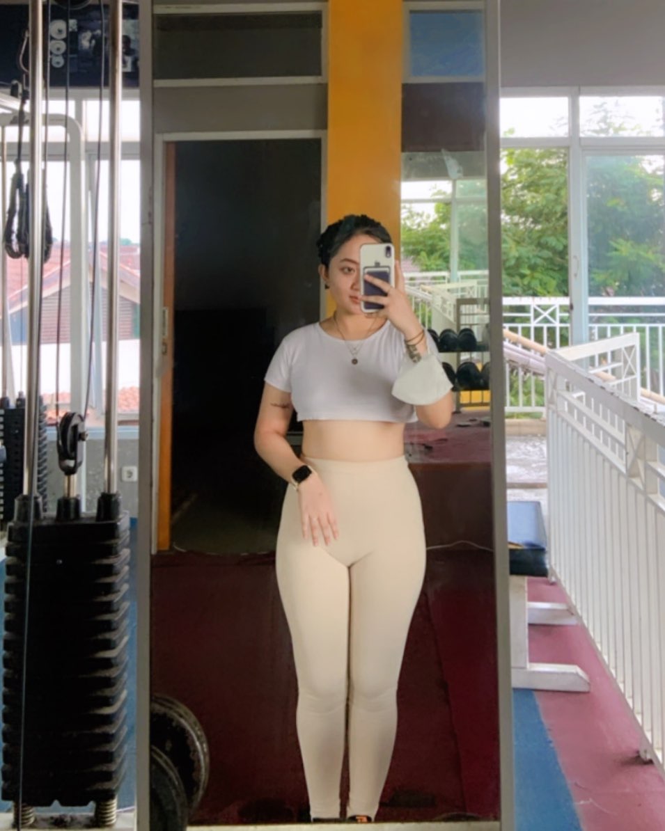 khoiraaa's tweet photo. Bandung aku ready ya wa./6289668136187
@ladyboysrock @ShemalesOnCams @Ladyboypalooza @Travel4TG @pic_poster 
@DreamTGirlz #wariabandung #shemalebandung  #vcstrusted #availbandung @Here_Diversity #Expobandung #vcstrusted #bdsmbandung #bdsmindo #membervideo #memberfotovideo
#bo https://t.co/7nzpKowaQA