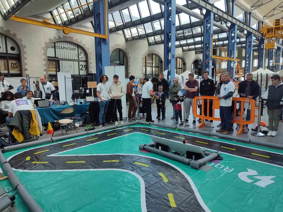 Le Fabuleux Laboratoire du Village des sciences vous invite à découvrir la fabrication numérique, la robotique, l'informatique avec <a href="/mdl29_/">Maison du Libre</a> <a href="/PLMCavale/">PLMCB</a> S.M.Aug <a href="/UBO_UnivBrest/">UBO - Univ. Brest</a> @bibliobrest <a href="/fablabiroise/">fablabiroise</a> <a href="/FabDuPonant/">Les Fabriques du Ponant</a>  <a href="/TelefabBrest/">Telefab</a> #Fababrest
8 &amp; 9/10
 <a href="/capucinsbrest/">Les Ateliers des Capucins</a> #FDS2022 #Brest