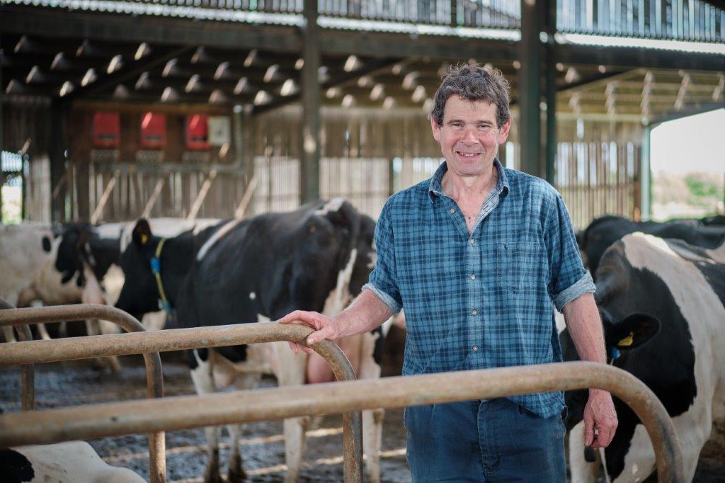 AHDB_Dairy's tweet photo. Our #StrategicFarms are a great source of new ideas.

Find out more about them and browse their past meetings and webinars on a range of topics: https://t.co/KGNq3PyK4p https://t.co/6MEqODzCQi