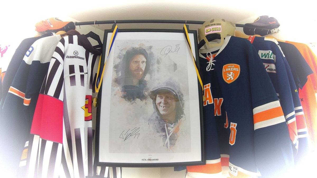 GameOfTrophies's tweet photo. G-A-M-E-D-A-Y 🏒

Växjö Lakers 🆚 Rögle BK

#VaxjoLakers #RögleBK #SHL 
#VidaArena #Hockeytwitter https://t.co/P6oTD4FZ8n