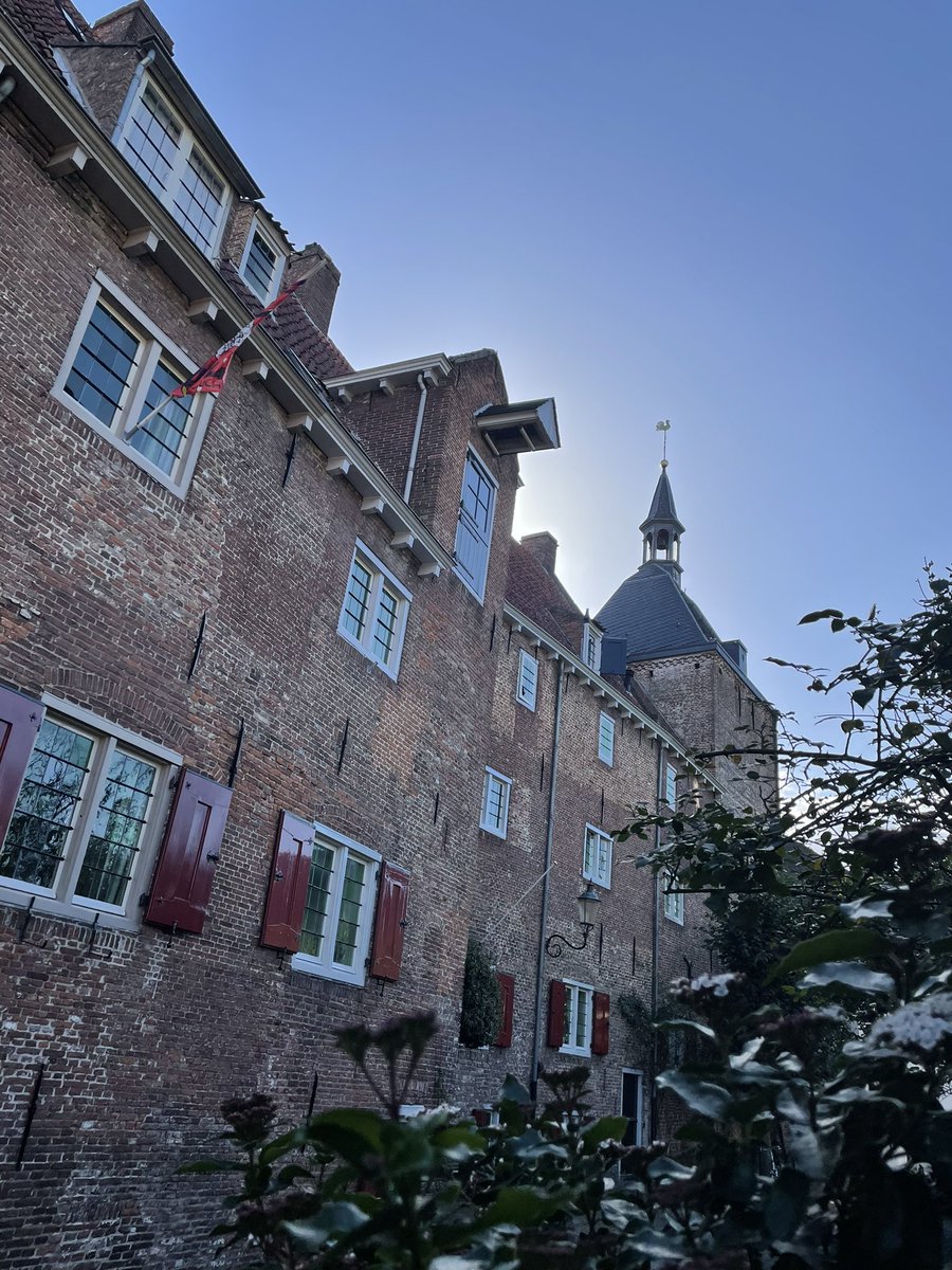voshans's tweet photo. #Amersfoort, 8 oktober 2022…
#Muurhuizen https://t.co/4KuRWRFxxy
