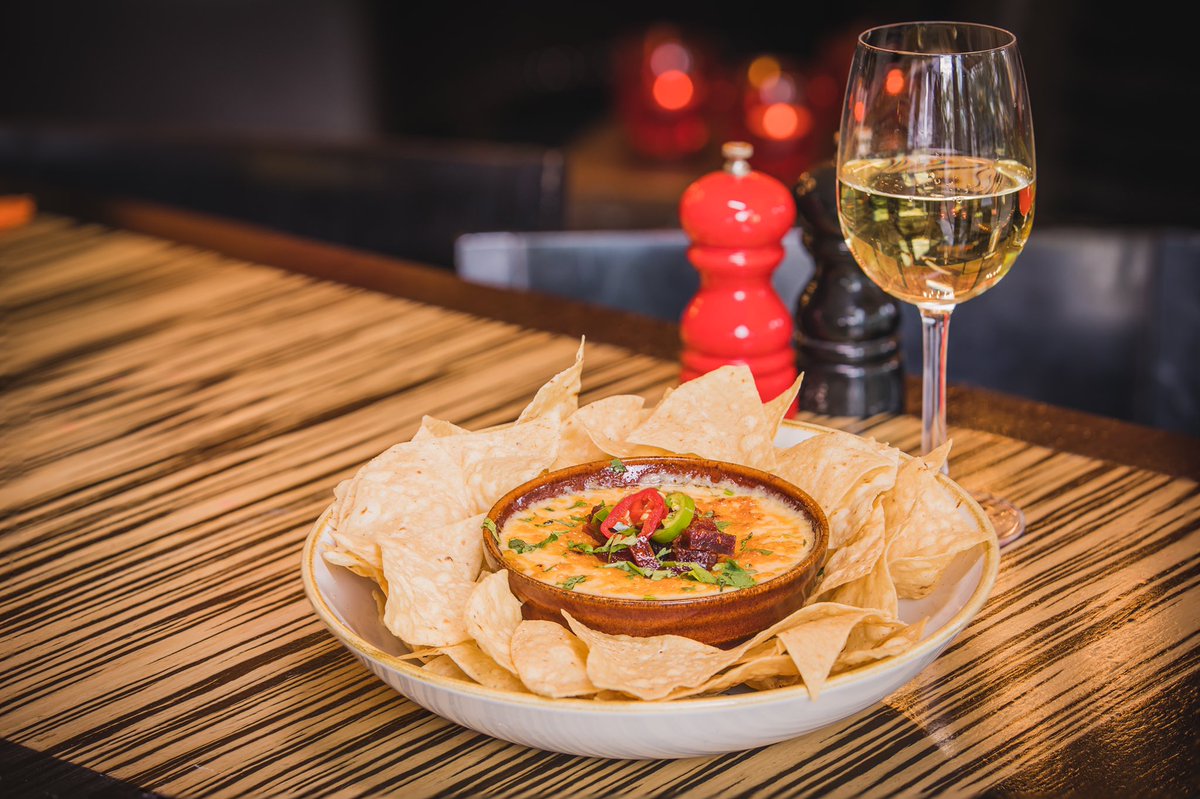 a fellow cheese lover 🧀 Queso Fondito is our take on the classic cheese fondue, served with crisp nachos and charred chorizo it is the perrrrfect dish to share with friends this weekend 

We’re open from 2pm today 🇲🇽

#tequilajackscork