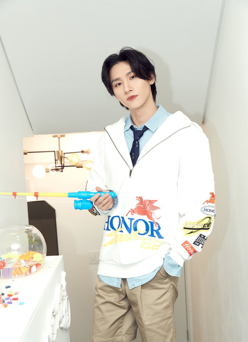 0514universe's tweet photo. https://t.co/TgsNVGoPmN
