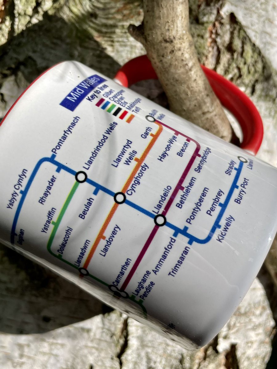 WalesMetro's tweet photo. Lovely morning for exploring.
Mid Wales is a great option at this time of year🍁☘️🍂
https://t.co/eHjLrB3kDf
#cymru #wales #visitwales #brecon #trimsaran #solva #aberystwyth #aberaeron #autumn
@Cymruwrthgalon @list_wales @discoverwales1 @visitwales @VisitWalesTrade https://t.co/HRGFHcgQz7